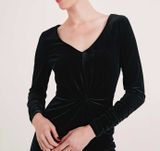 Noblesné zamatové šaty HEINE, čierna