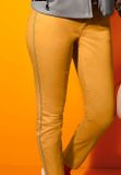 Strečové džínsy s kontrastným pásom Création L, horčicová