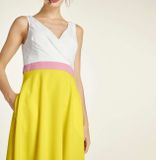 Šifónové šaty HEINE, žlto-biele