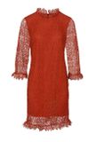 Háčkované šaty s volánmi Ashley Brooke, tehlovo-červená