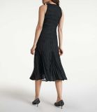 Čipkované plisované šaty Heine, čierne