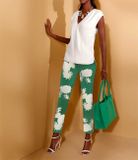 Strečové nohavice s potlačou a ozdobnými korálkami Création L, zeleno-krémové