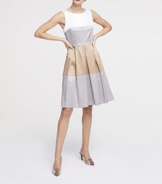 Princeznovské šaty Heine, bielo-sivo-béžové