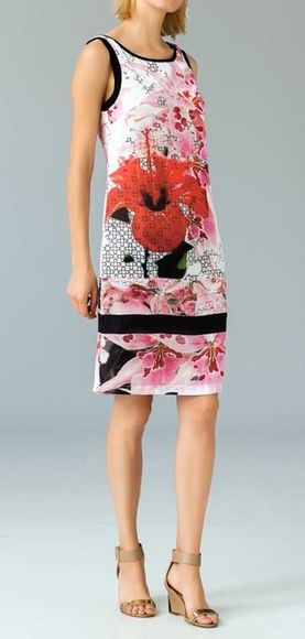 Saténové šaty s kvetinovú potlačou APART, farebné